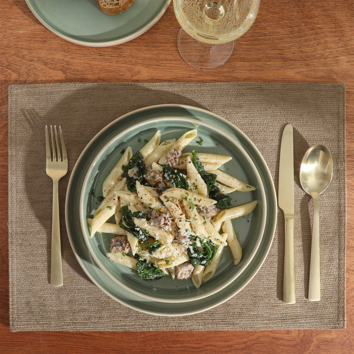 Gibson Elite Liberty Bay 16-Piece Pottery Clay Stoneware Dinnerware Set – Reactive Glaze, Stackable Plates and Bowls W/ Pasta Bowl, Service for 4 – Microwave & Dishwasher Safe