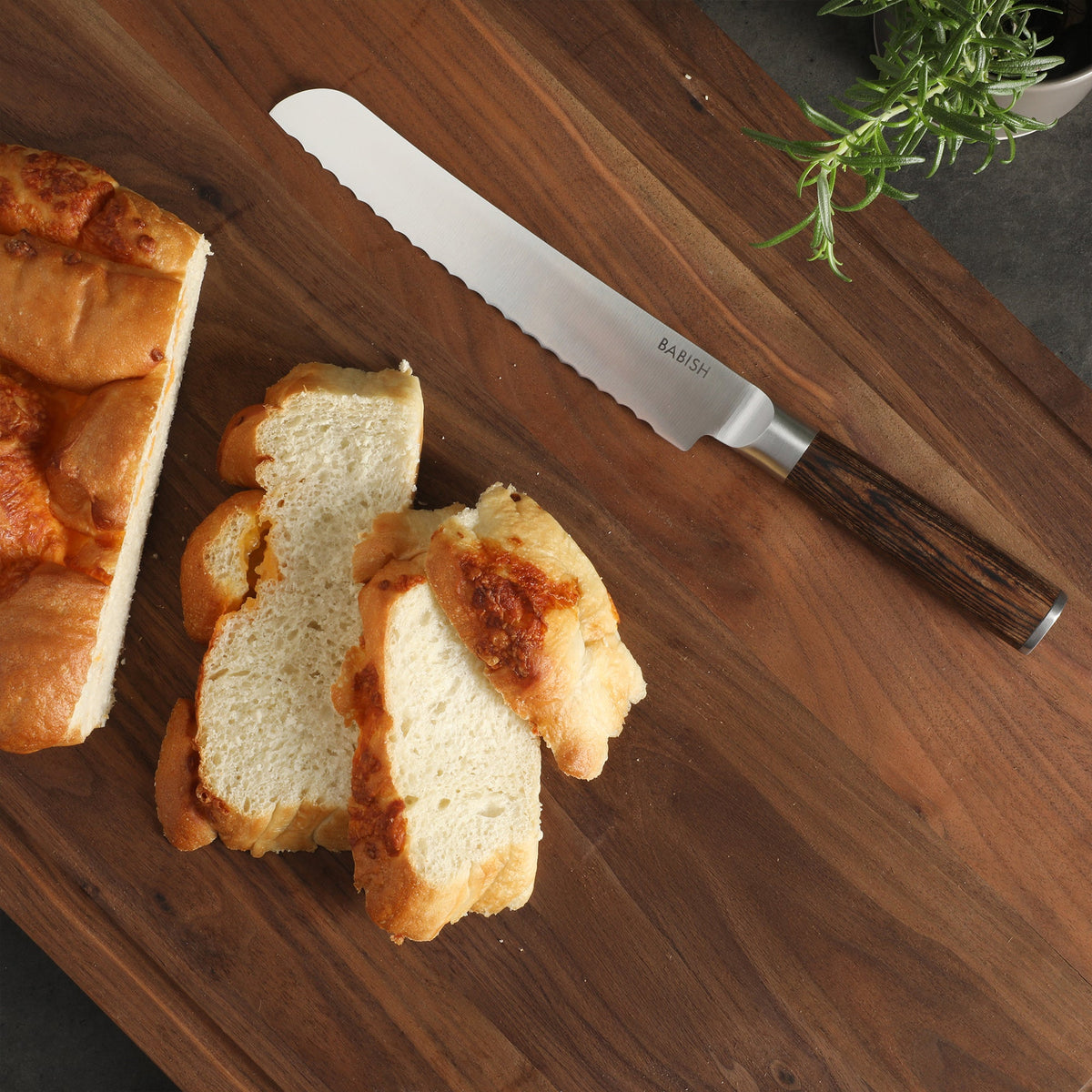 Babish 8-Inch Bread Knife – High-Carbon 1.4116 German Steel Serrated Knife with Pakka Wood Handle, Full-Tang Razor Sharp Kitchen Knife for Slicing Bread, Crusting & Artisan Loaves