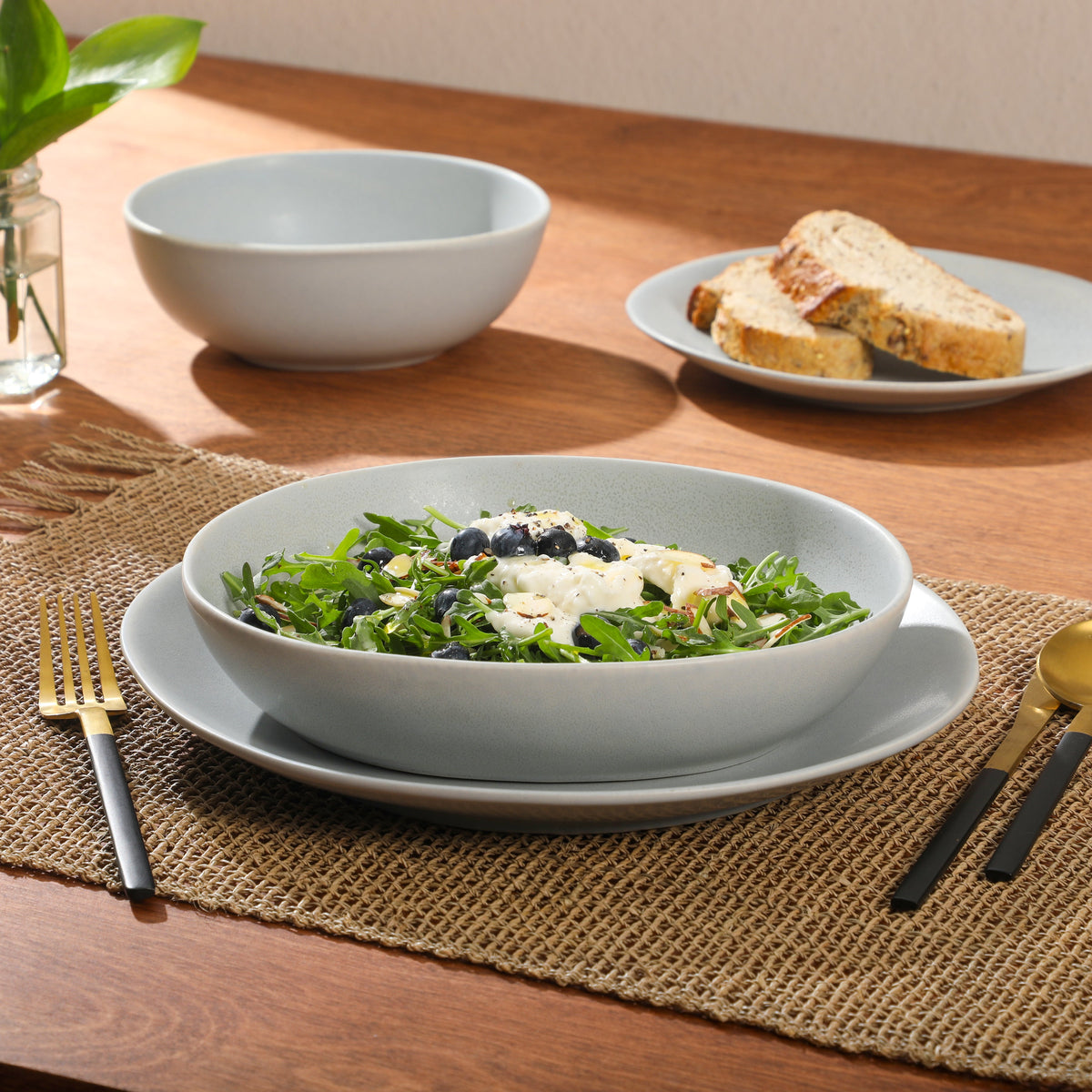 Gibson Elite Zion Mist 16 Piece Stoneware Reactive Glaze (Service for 4) Ceramic Plates and Bowls Modern Organic Dinnerware Set