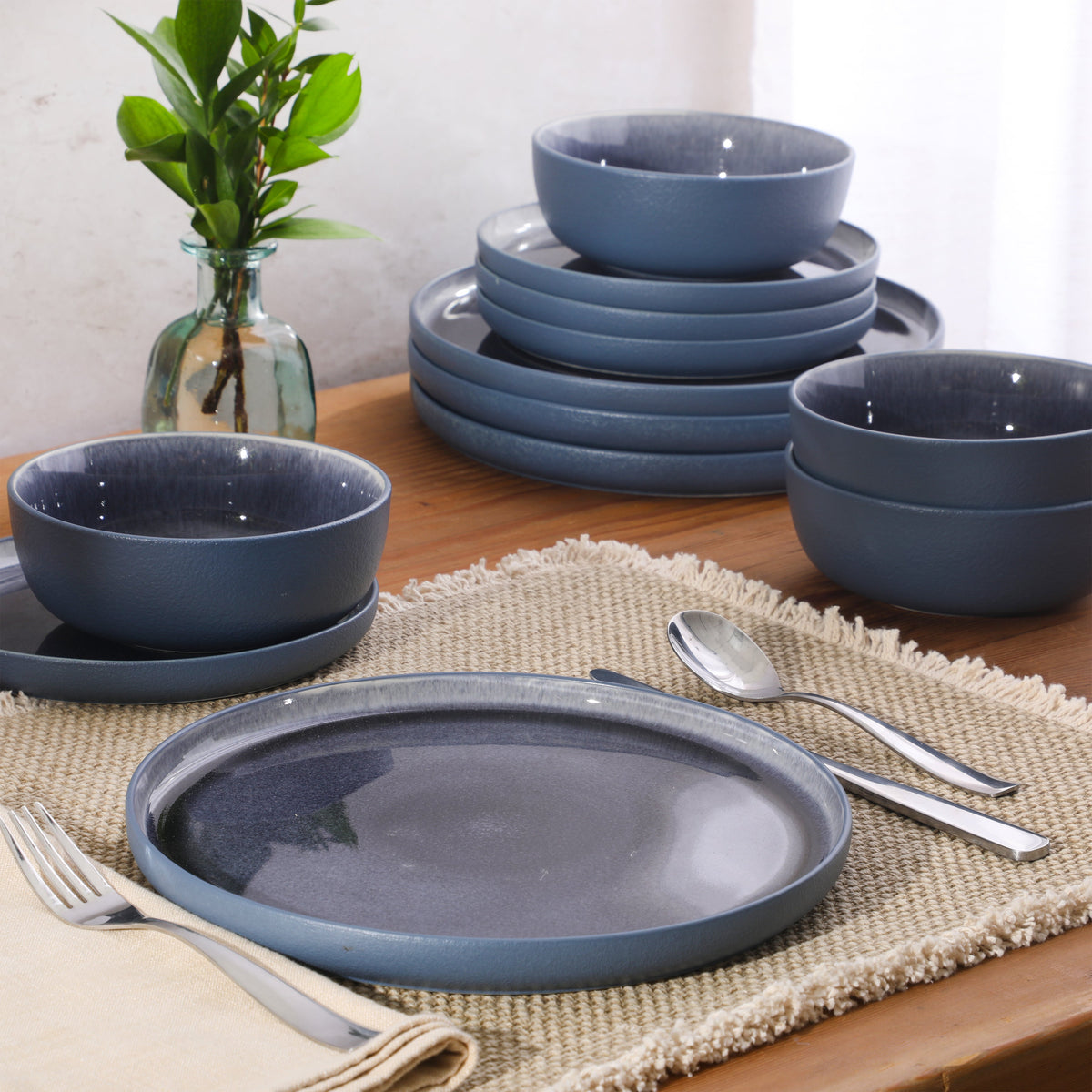 Gibson Elite Tahoe Sunset 12 Piece Stoneware Reactive Glaze (Service for 4) Ceramic Plates and Bowls Dinnerware Set