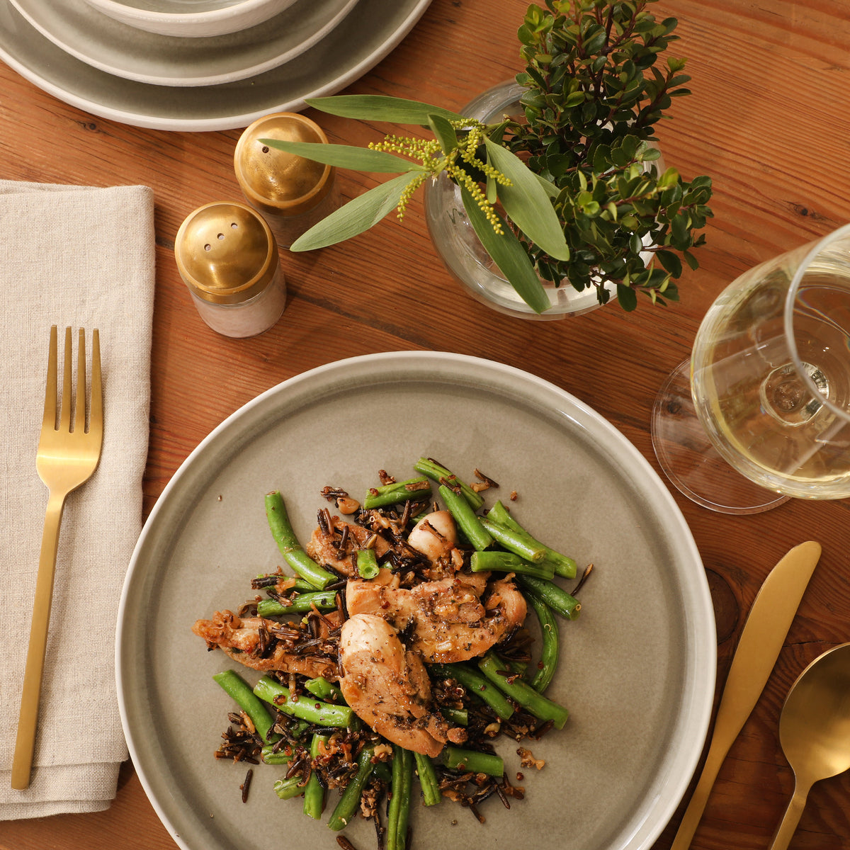 Gibson Elite Tahoe Sunset 12 Piece Stoneware Reactive Glaze (Service for 4) Ceramic Plates and Bowls Dinnerware Set